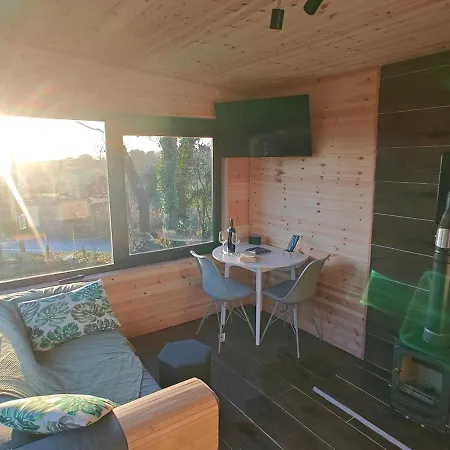 Chalet The Perch - Romantic With Sunset Views *